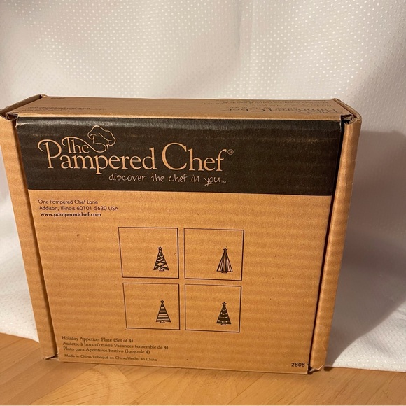 Pampered Chef Holiday Appetizer Plates 4 NEW - Picture 8 of 10